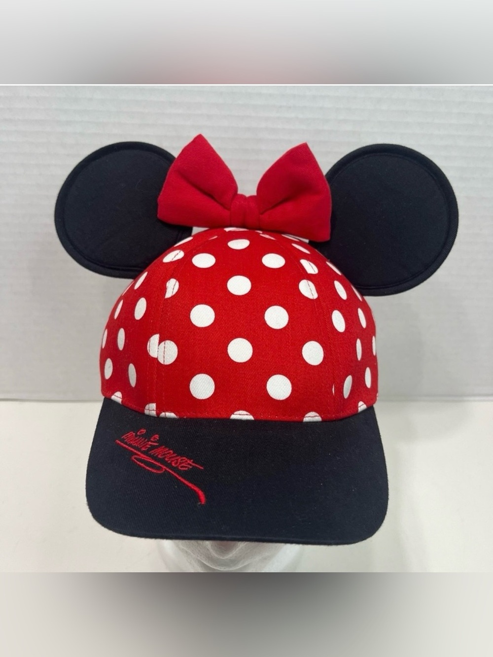DISNEY World Minnie Mouse polka dot youth hat with ears snap back